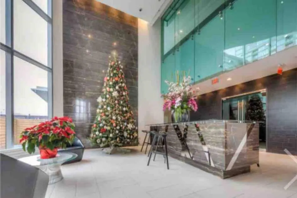 Stunning Condo Wit Amazing View 5Mins From Cntower Toronto