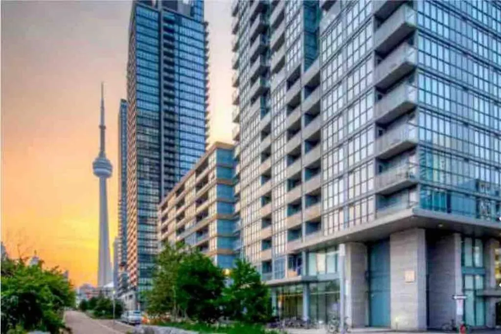 Apartment Stunning Condo Wit Amazing View 5Mins From Cntower Toronto Canada